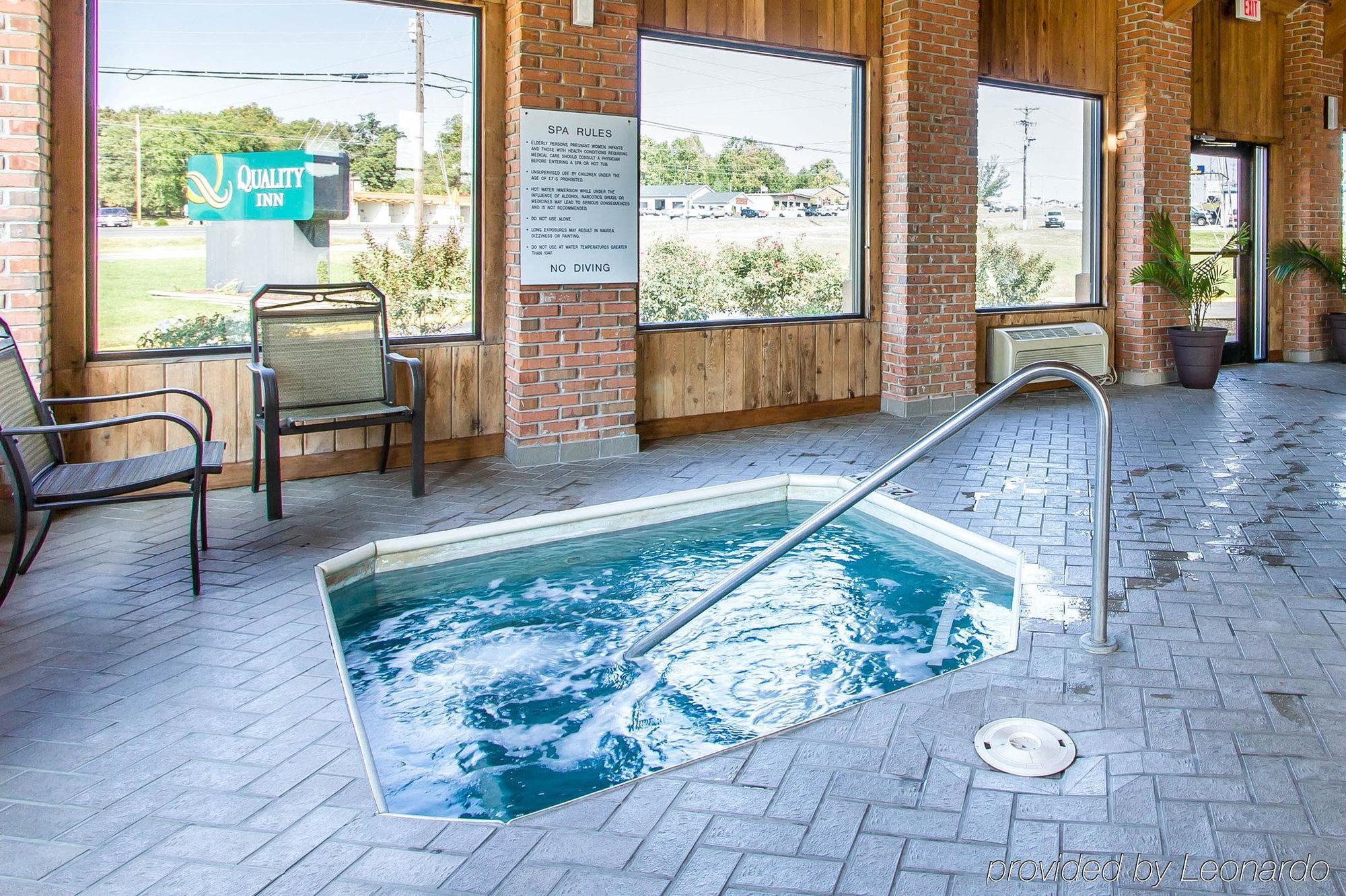 Quality Inn Murray University Area Екстер'єр фото
