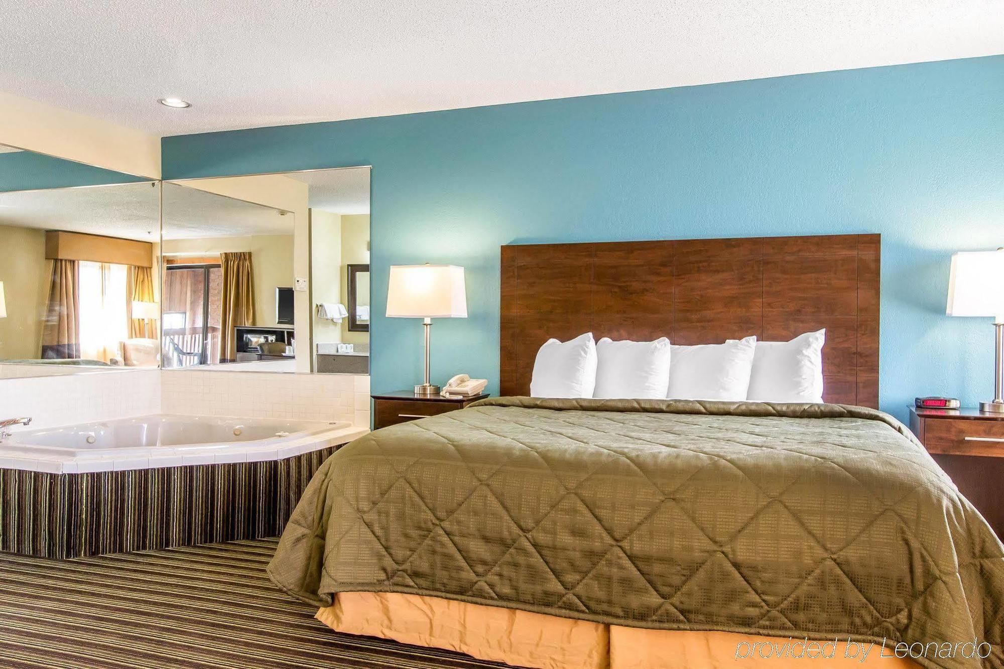 Quality Inn Murray University Area Екстер'єр фото