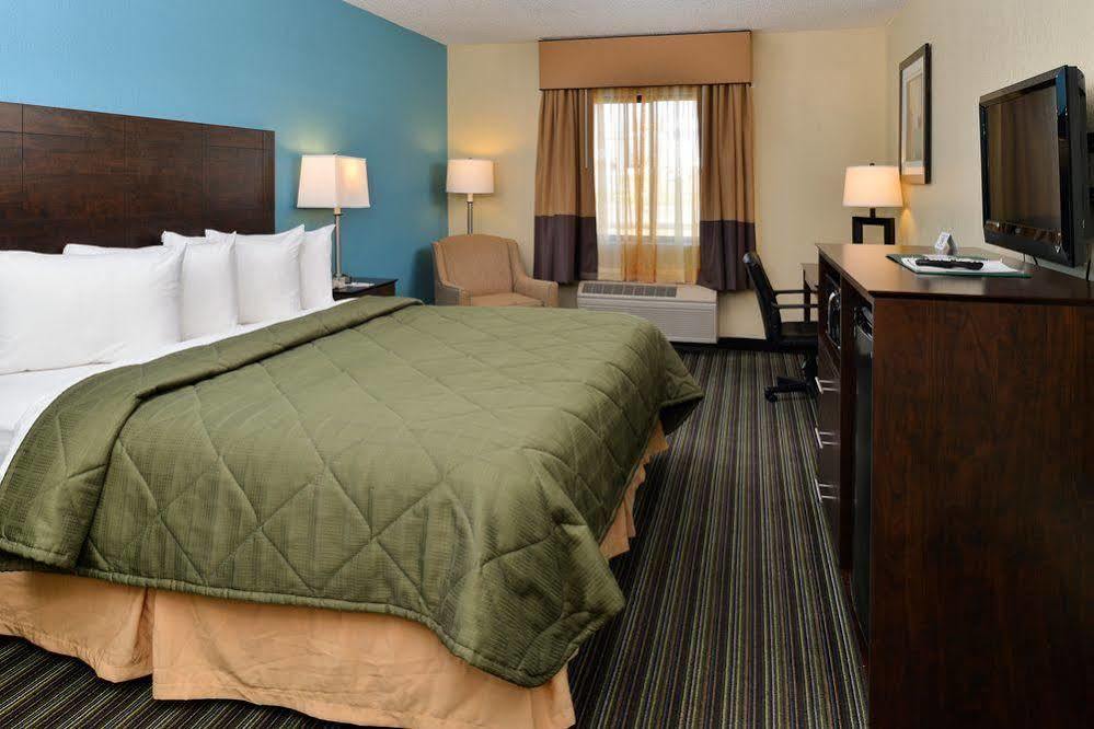Quality Inn Murray University Area Екстер'єр фото